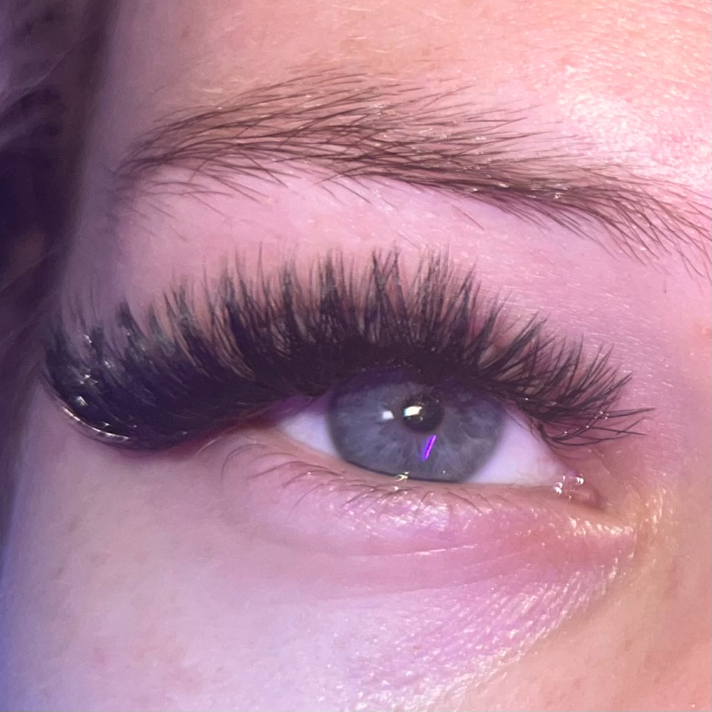 Princess: Volume Lash Extensions