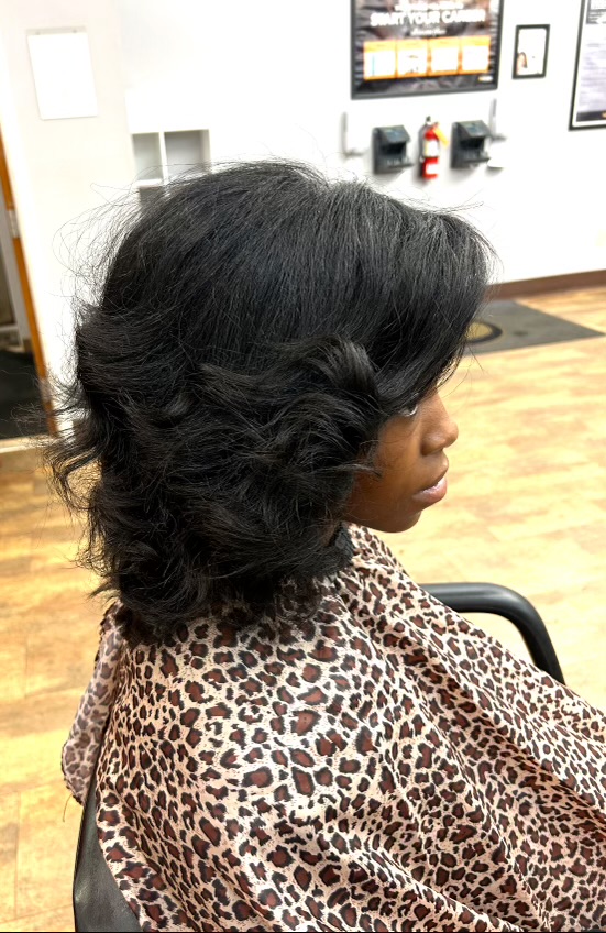 Body Curls at DEE3 STYLEZ in Milwaukee, WI