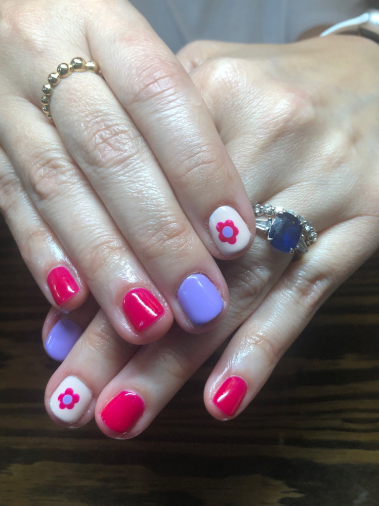 Simple Nail Art at Sacred Creations Studio