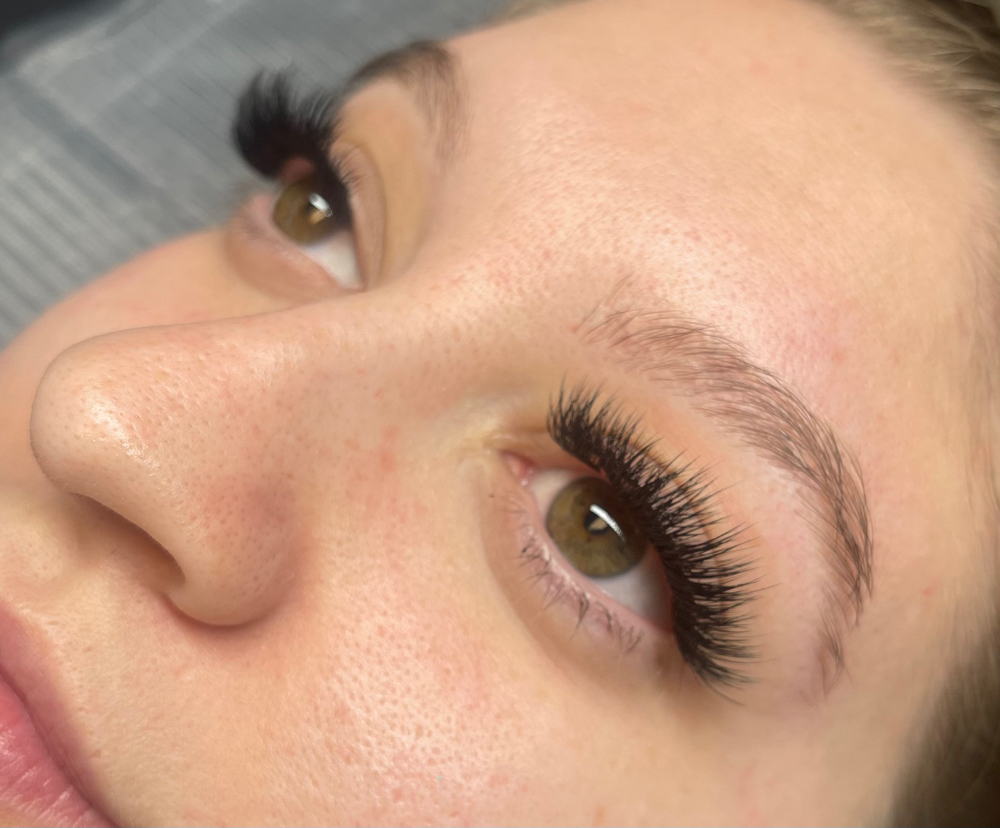 Semi-Permeant Lash Clusters