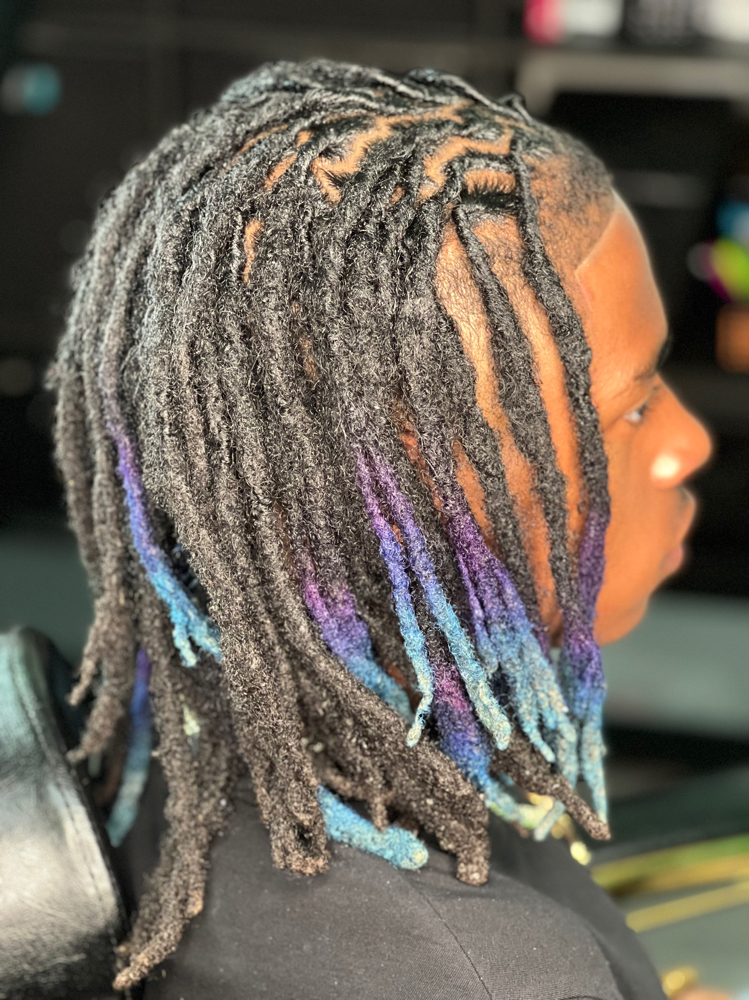 Loc Retwist (Short-Medium Length)