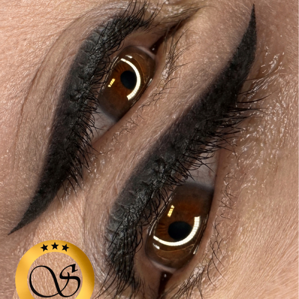Clasic Eye Liner at Miichii Bel Brows in van nuys, CA