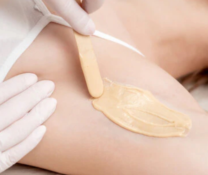 Under Arm Wax at Carrie Tattershall in Greenwood, MO