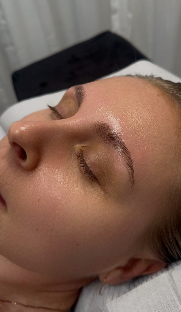Brow Lamination + Wax