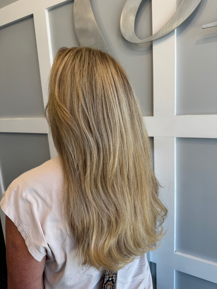 Blowout at Crowned by Alexandra in San Antonio, TX