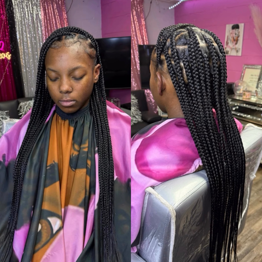 Large Knotless Braids at Weaves On Wheels in Pittsburgh, PA