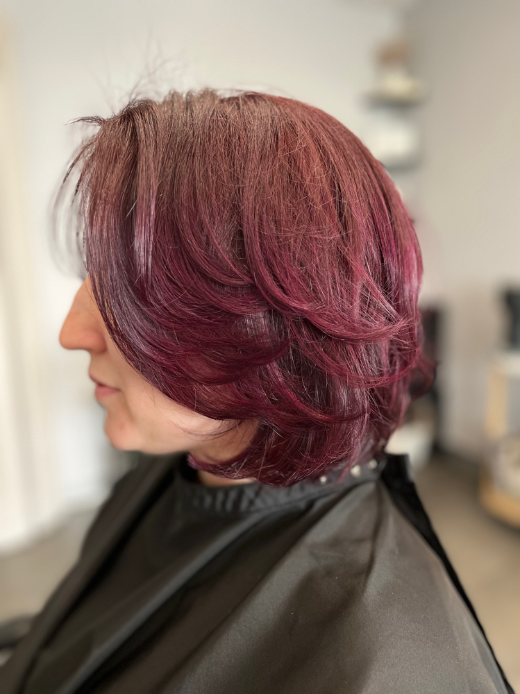 Wash & Blowdry at The Mane Beauty Room in Danvers, MA