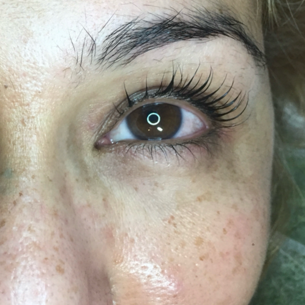 Eyelash Lift at LeeLee’s Lashes & Brows in Summerville, SC