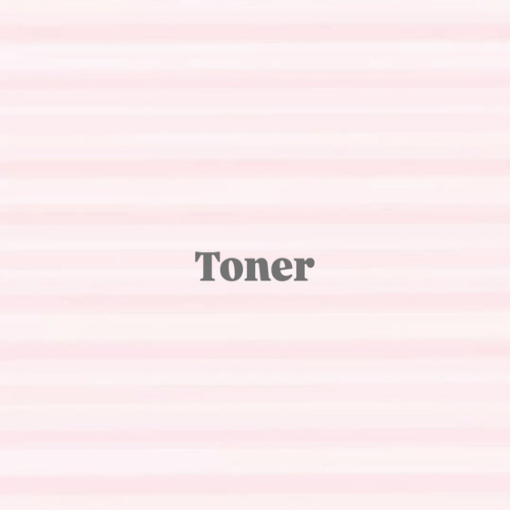 Toner at Hollywood Beach Salon & Spa in Oxnard, CA