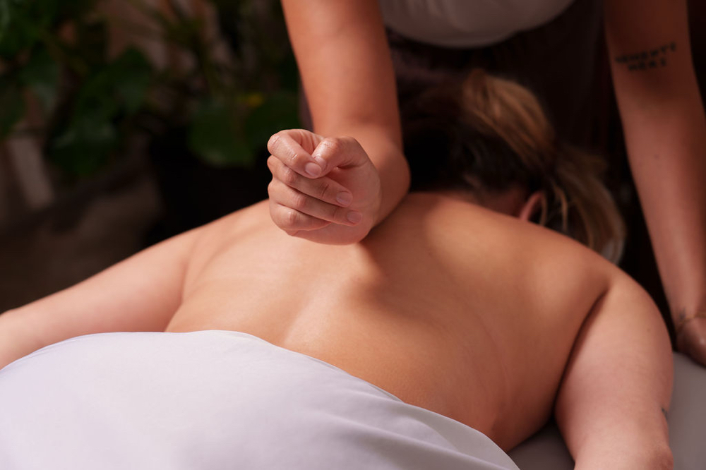 90 min: Swedish Massage