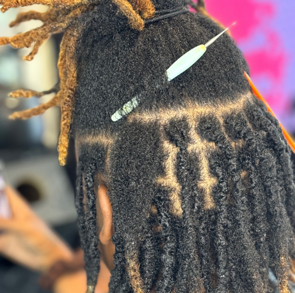 Crochet Maintanance at DiamondDLocs in Fort Myers, FL