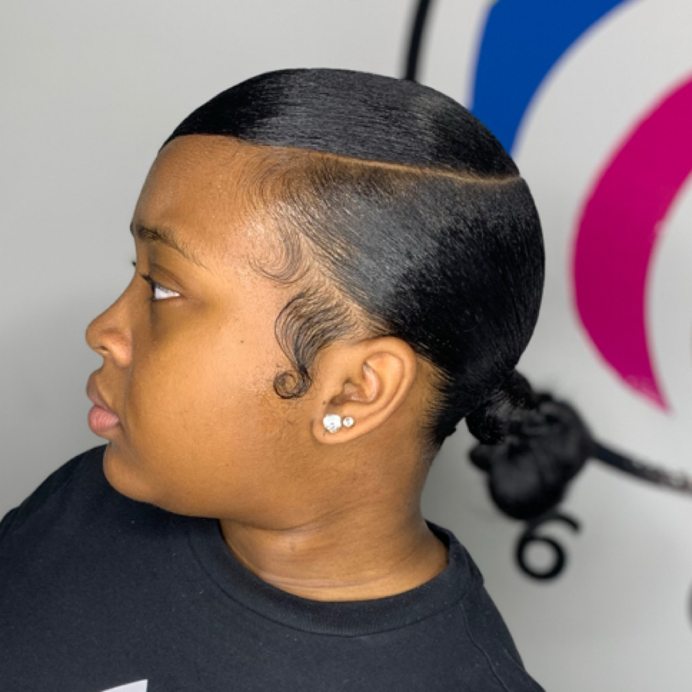 Low Knot Bun w/ Swoop(NATURAL) at Giftedbeauty360 in Jacksonville, FL
