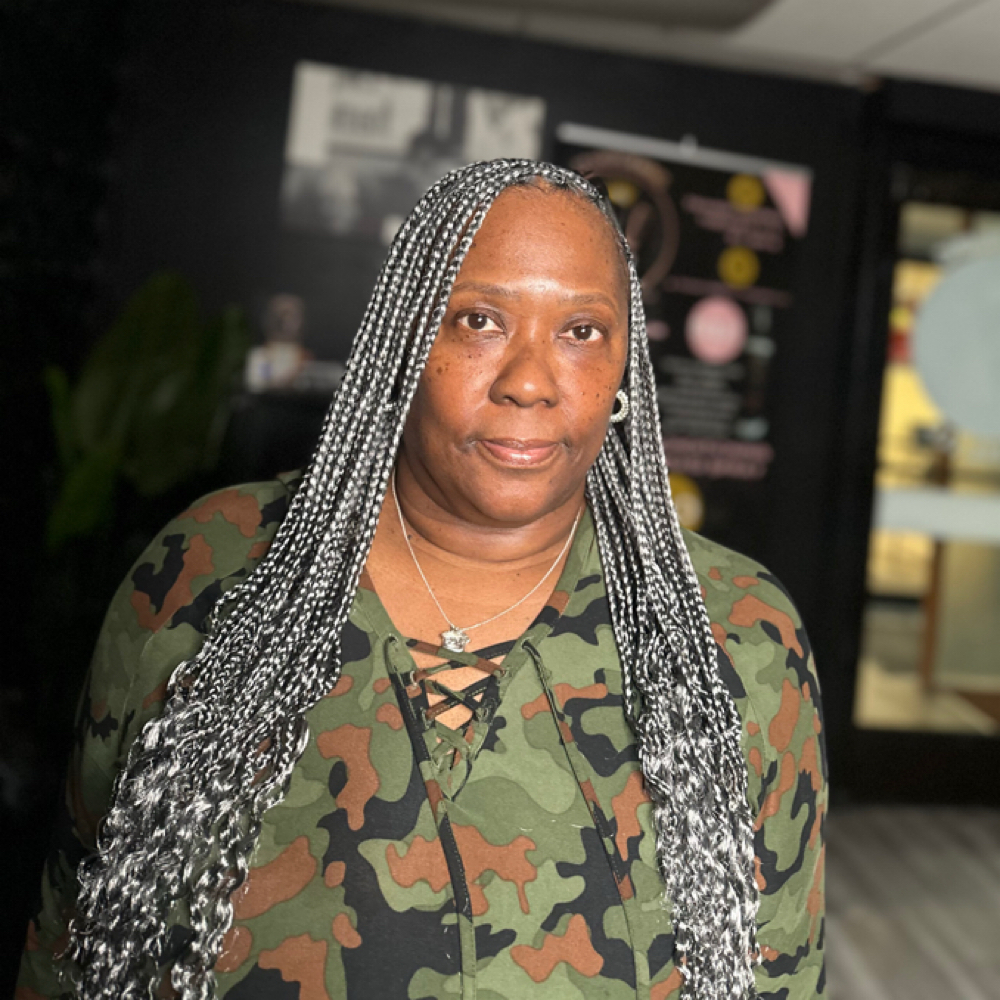 Medium Knotless at Transforming Tresses in Milwaukee, WI