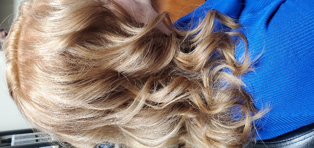 Haircut & Style