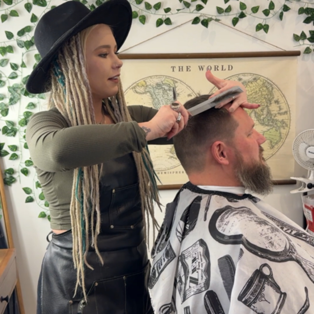 💈Haircut & Beard Trim💈 at Electric Edge in Murfreesboro, TN