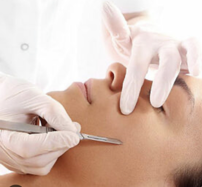 Express Dermaplaning