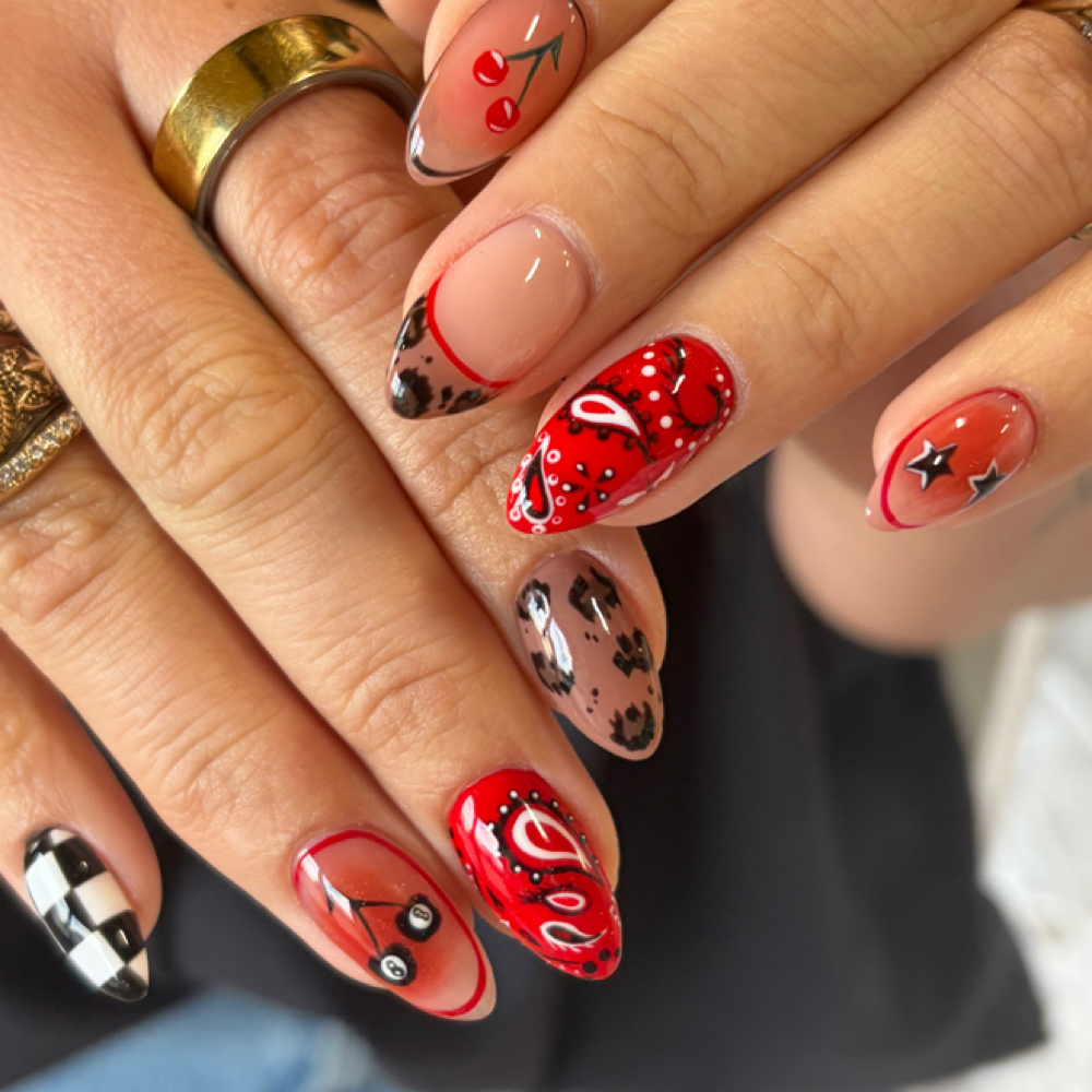 Custom Nail Art at EVÉRE by Lindsey in Sugarcreek, OH