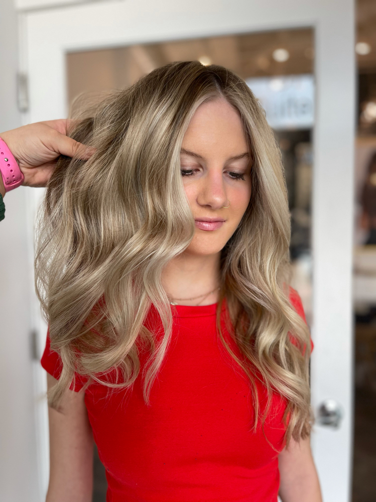 Partial Lightening W/ Gloss & Cut