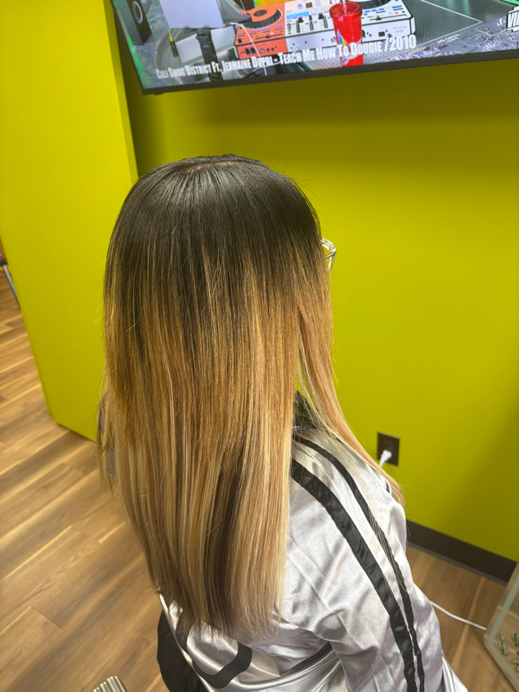 Tape Ins at LuxuryCrownsbyTre LLC in Monroeville, PA