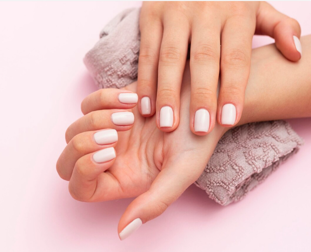 Dazzle Dry Manicure