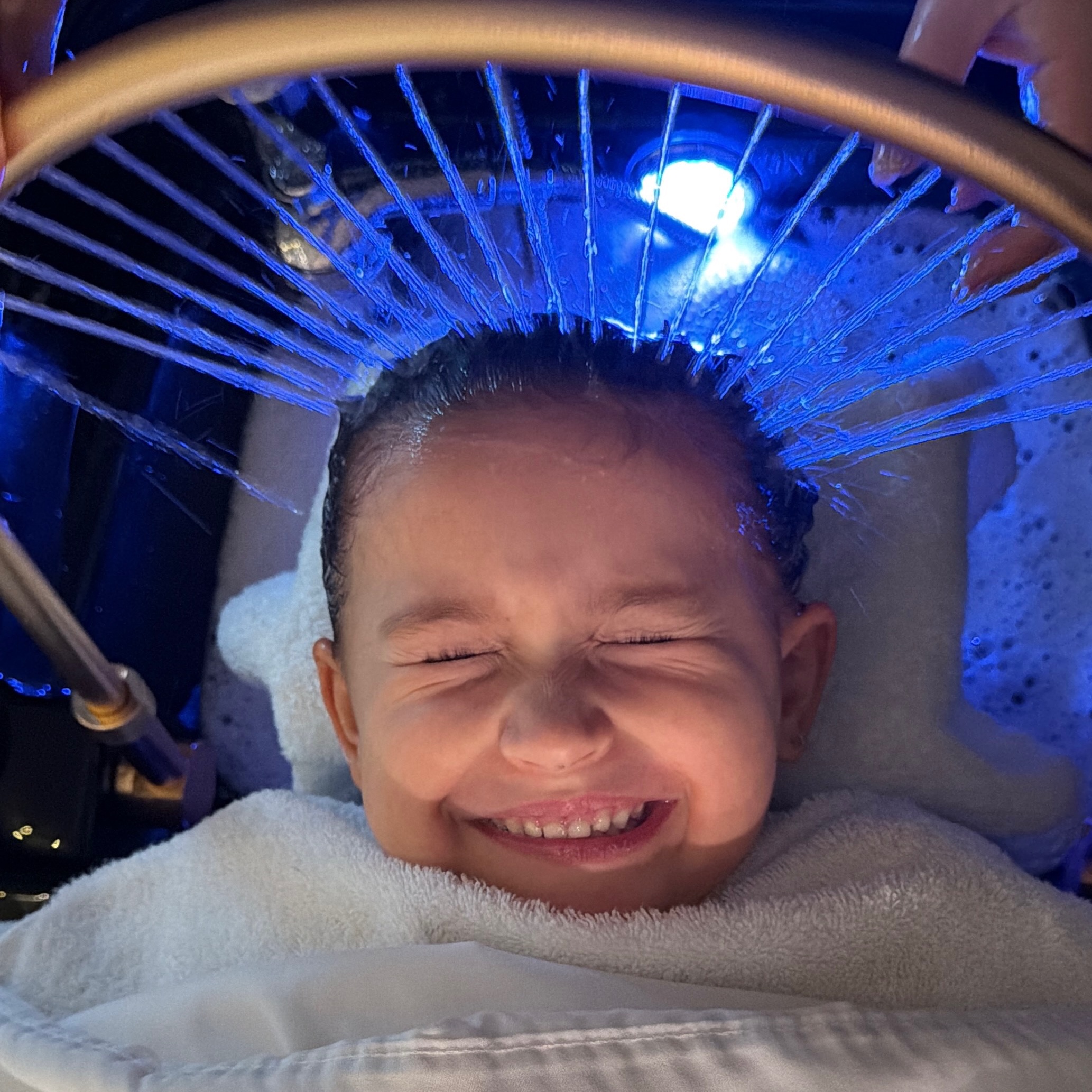 Kid Shampoo, Condition, & Blow Out