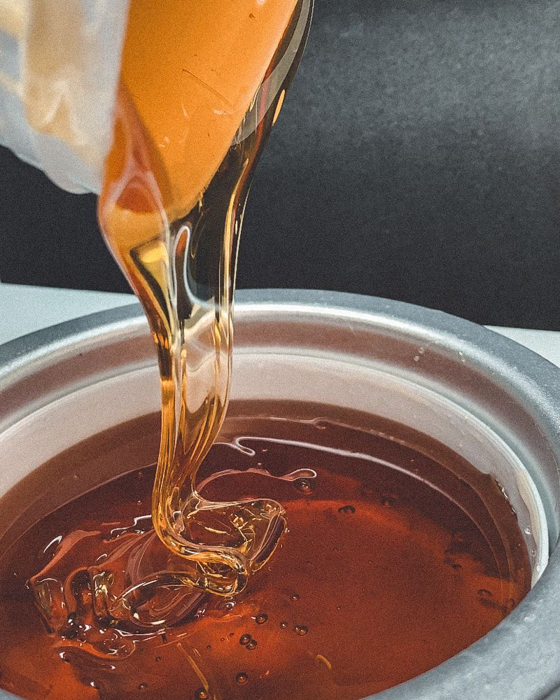 Brow Wax Sculpt