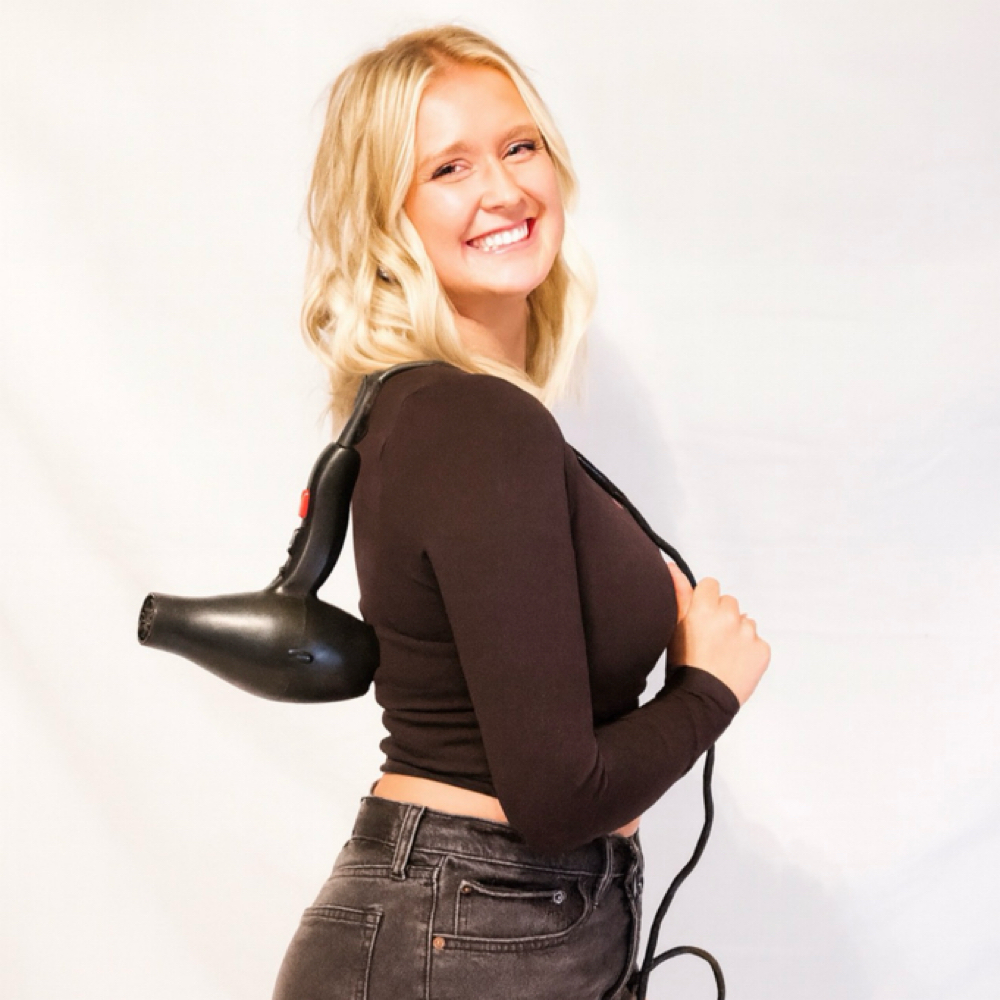 Shampoo And Style at HEX Beauty Bar in Olive Branch, MS