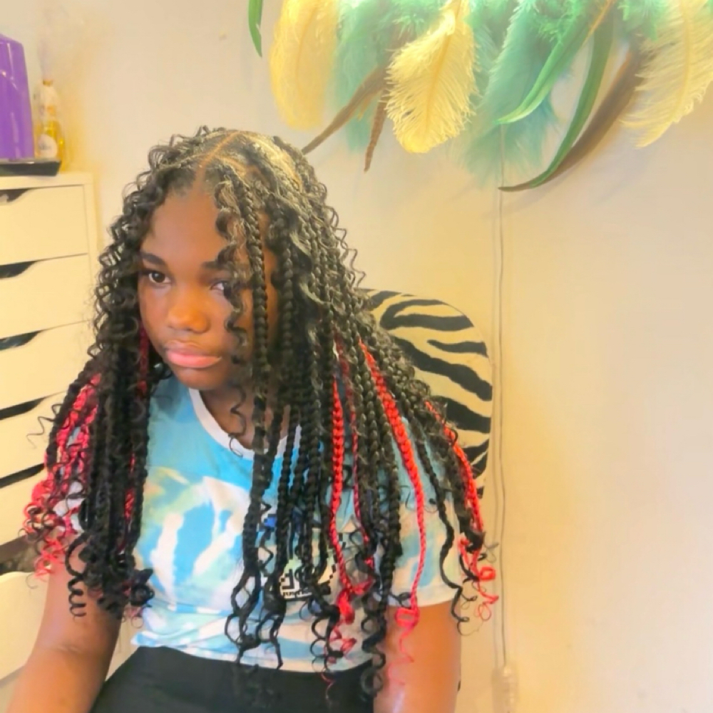Kids Knotless Braids - Waist Length at THEZOEWAYY in Park Forest, IL