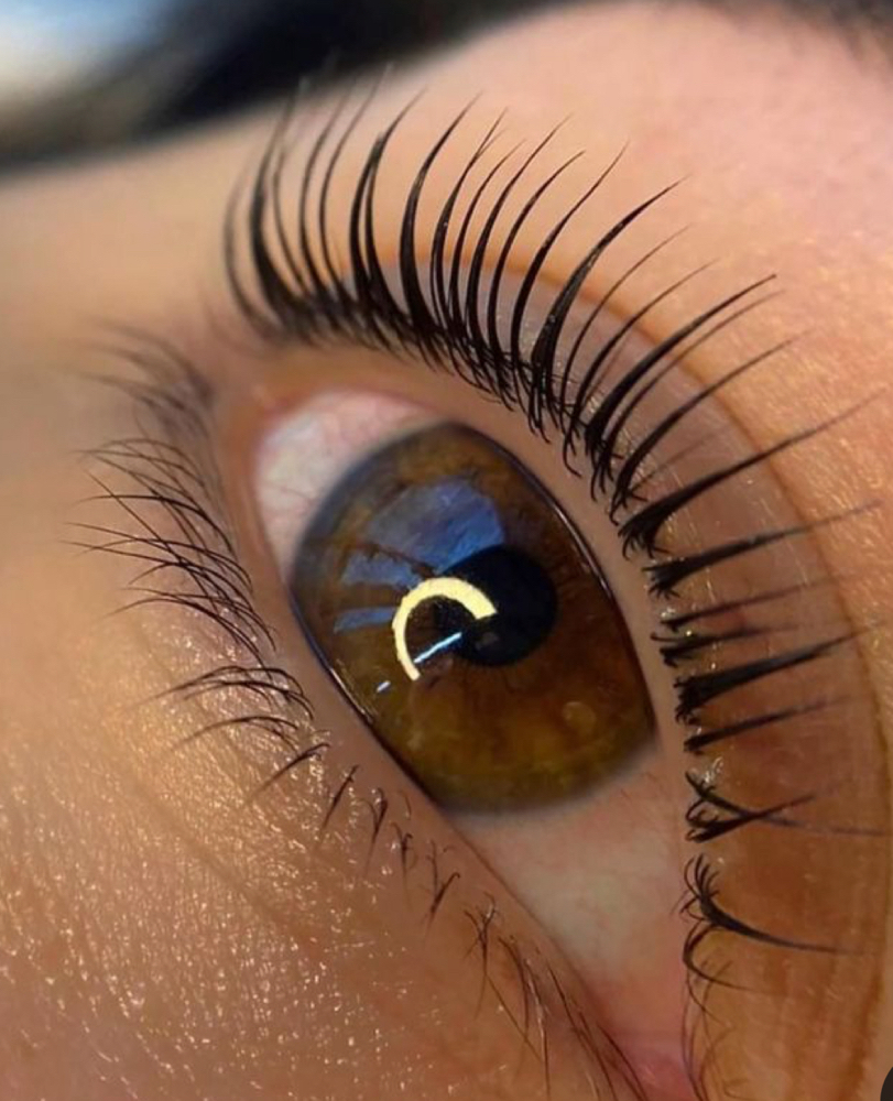 Lash Lift And Tint