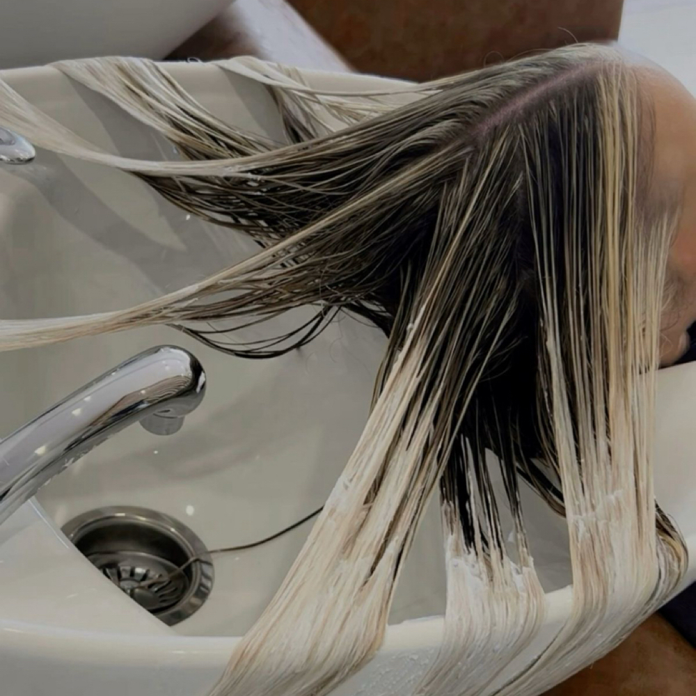 Basin Balayage- Devon at mane scene in San Antonio, TX