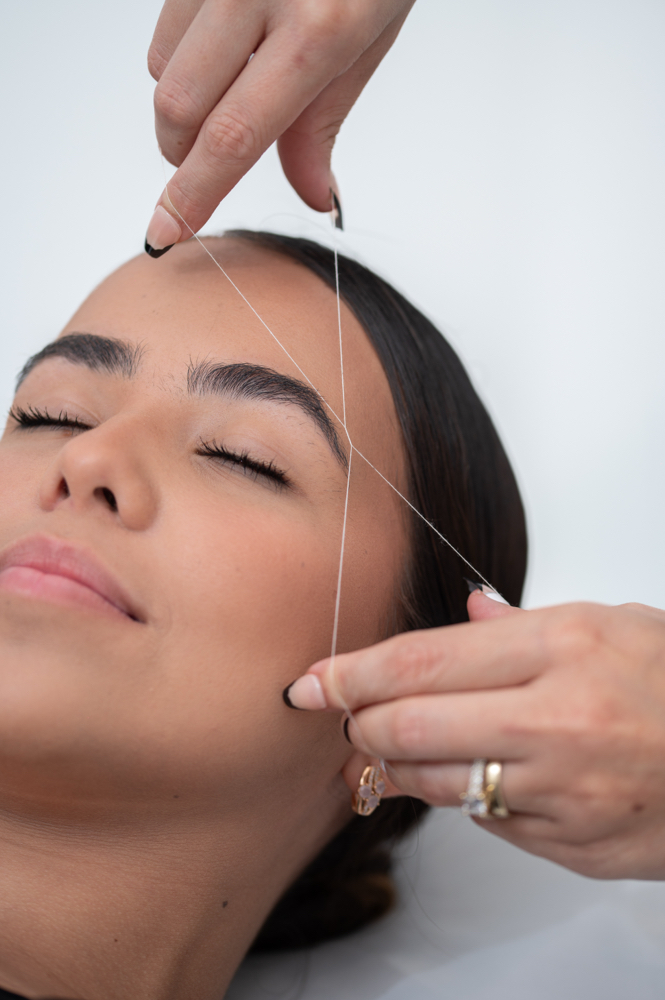 Eyebrow Threading (3-4 Week Maintenance)