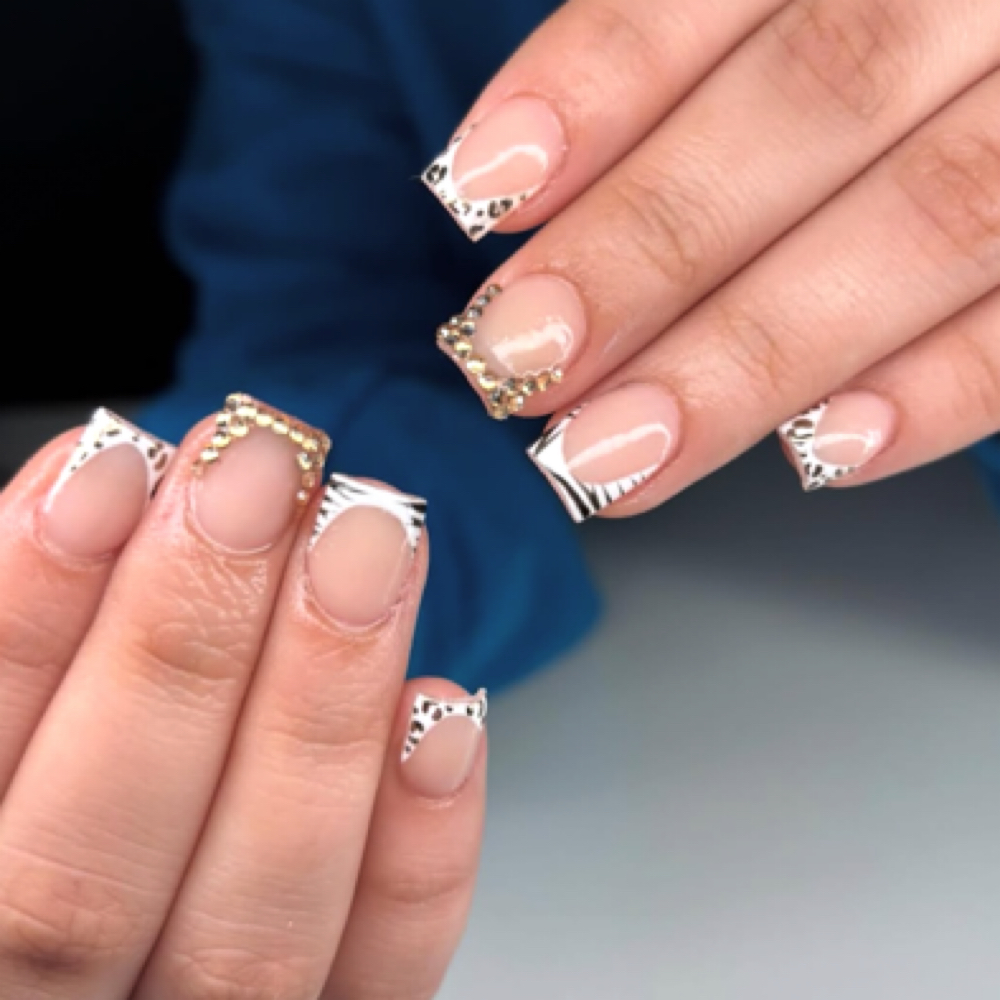 Short Acrylic Set at Luxnailsalon in Greenville, TX