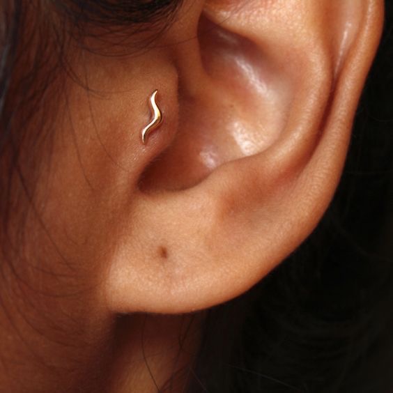 TRAGUS