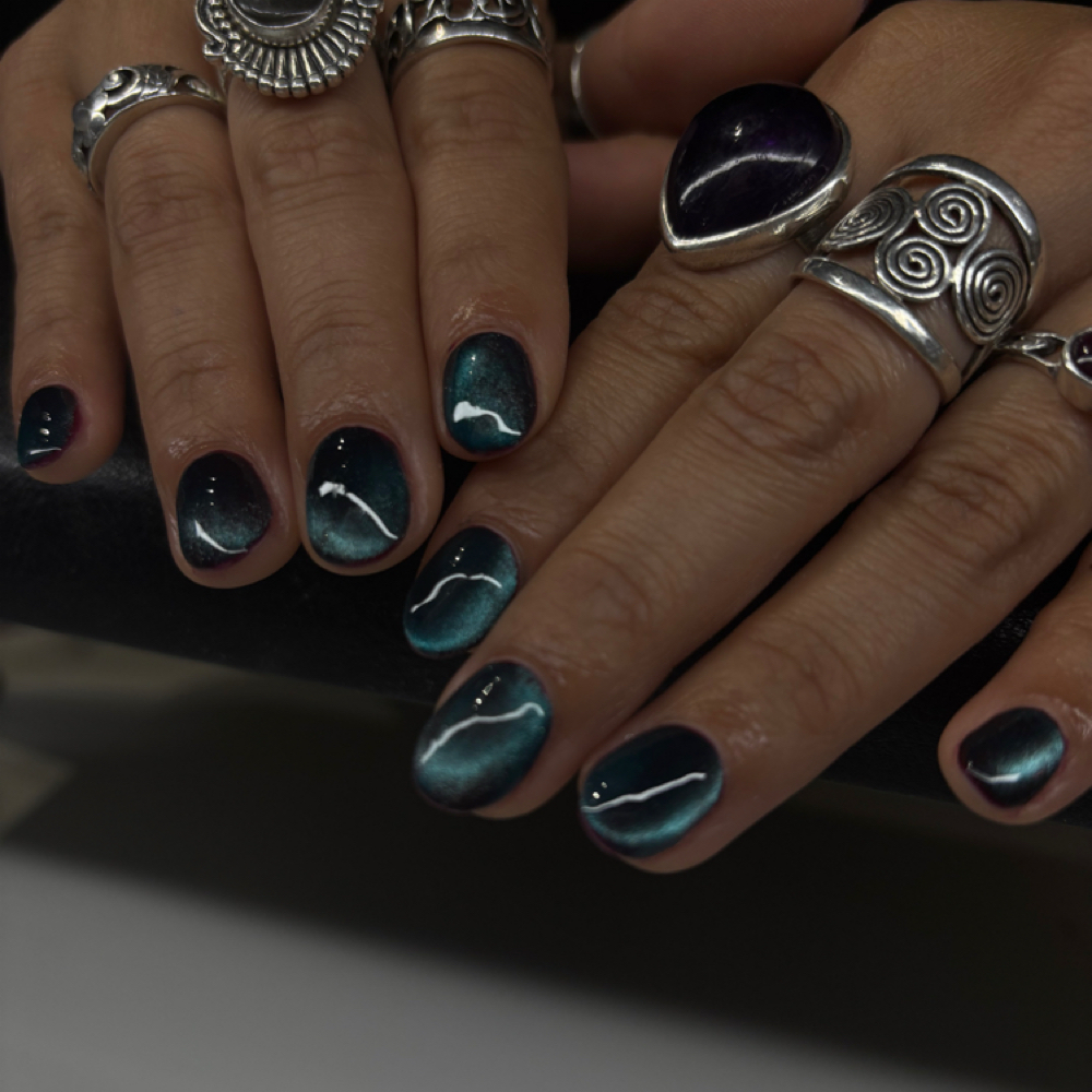 Builder Gel Full Set at Panthera Clawed in Portland, OR