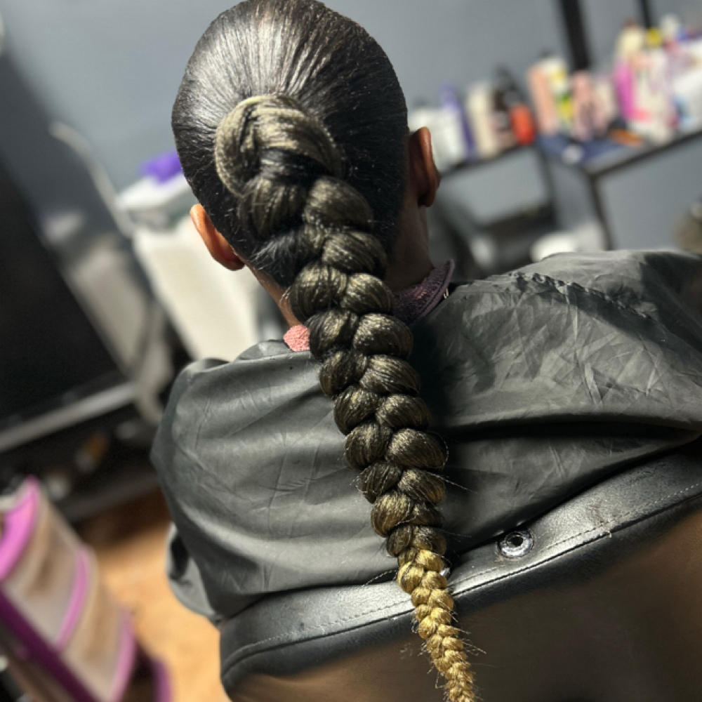 Ponytails at Mrs. Kesh Do my hair in Fayetteville, NC