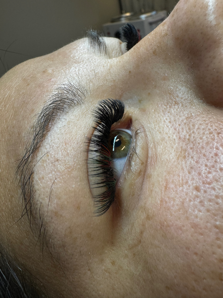 Full Set Lashes Return Client