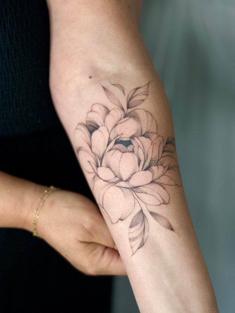 Fine Line Tattoo (5-6 hours)