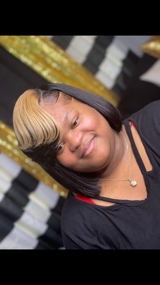 Quickweave (( No lace )) at Darica_the_Stylist✨ in Lancaster, SC
