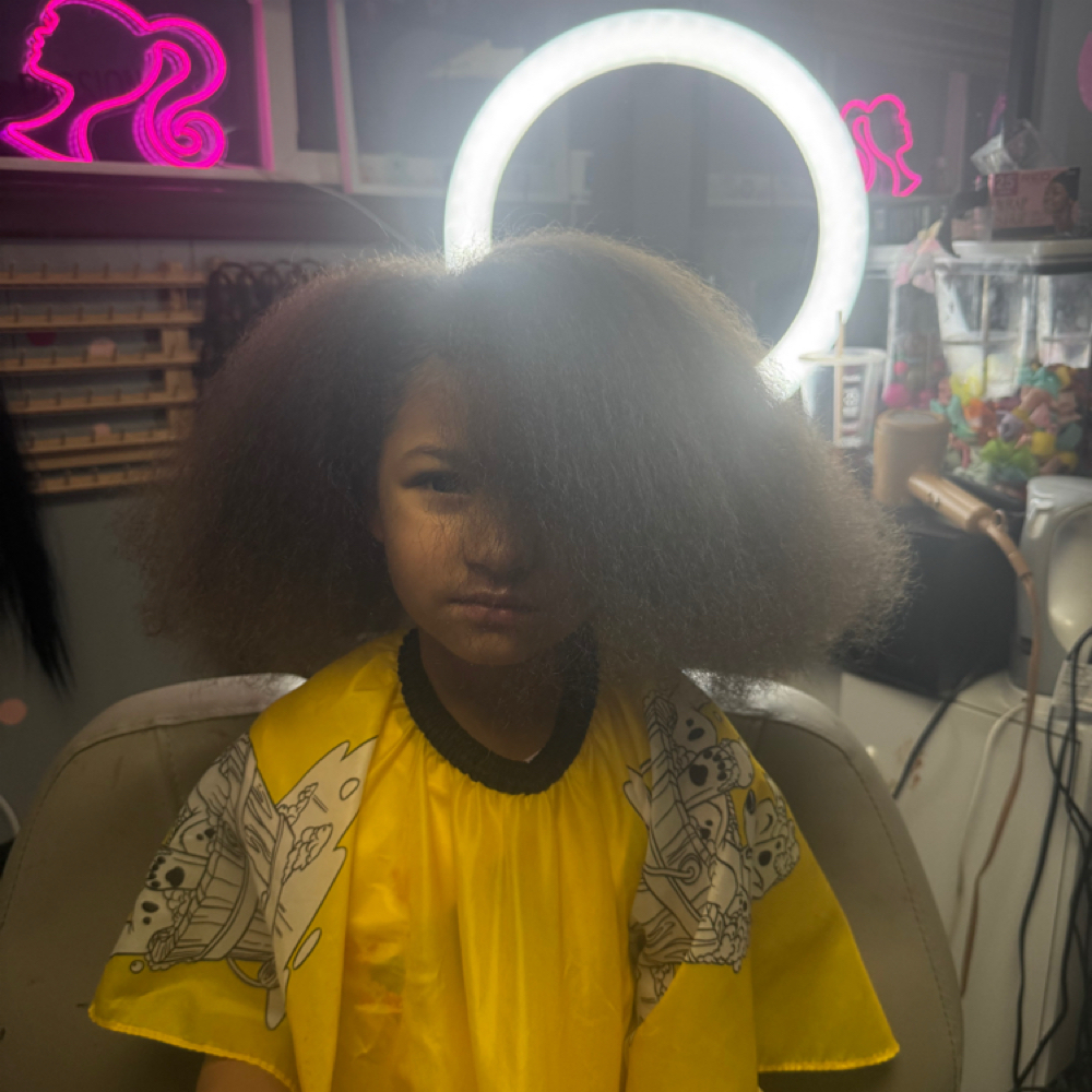Shampo,Conditioning,Detangling,Dry at Lucky Your Hair Salon in Toledo, OH