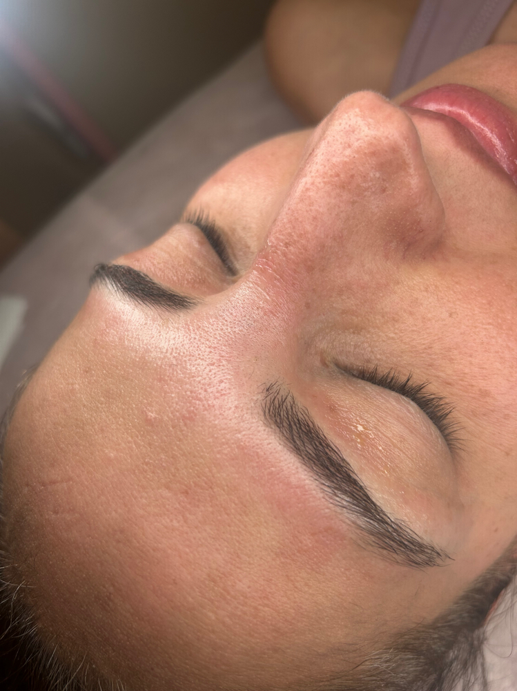 Brow henna/ tint at Skinhours in Kenilworth, NJ