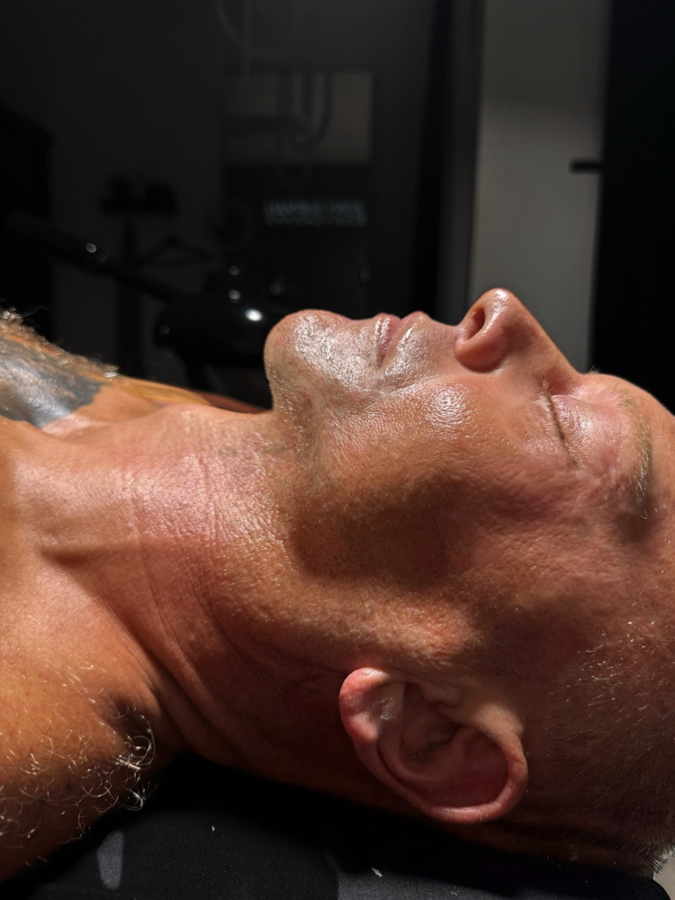 Men’s Deep Cleansing Facial