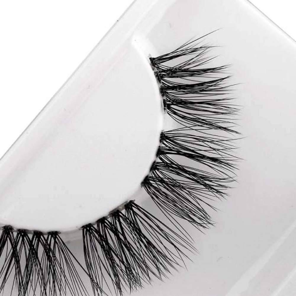 Pre Cut Lashes Put On at Gigi’s Spa in Racine, WI