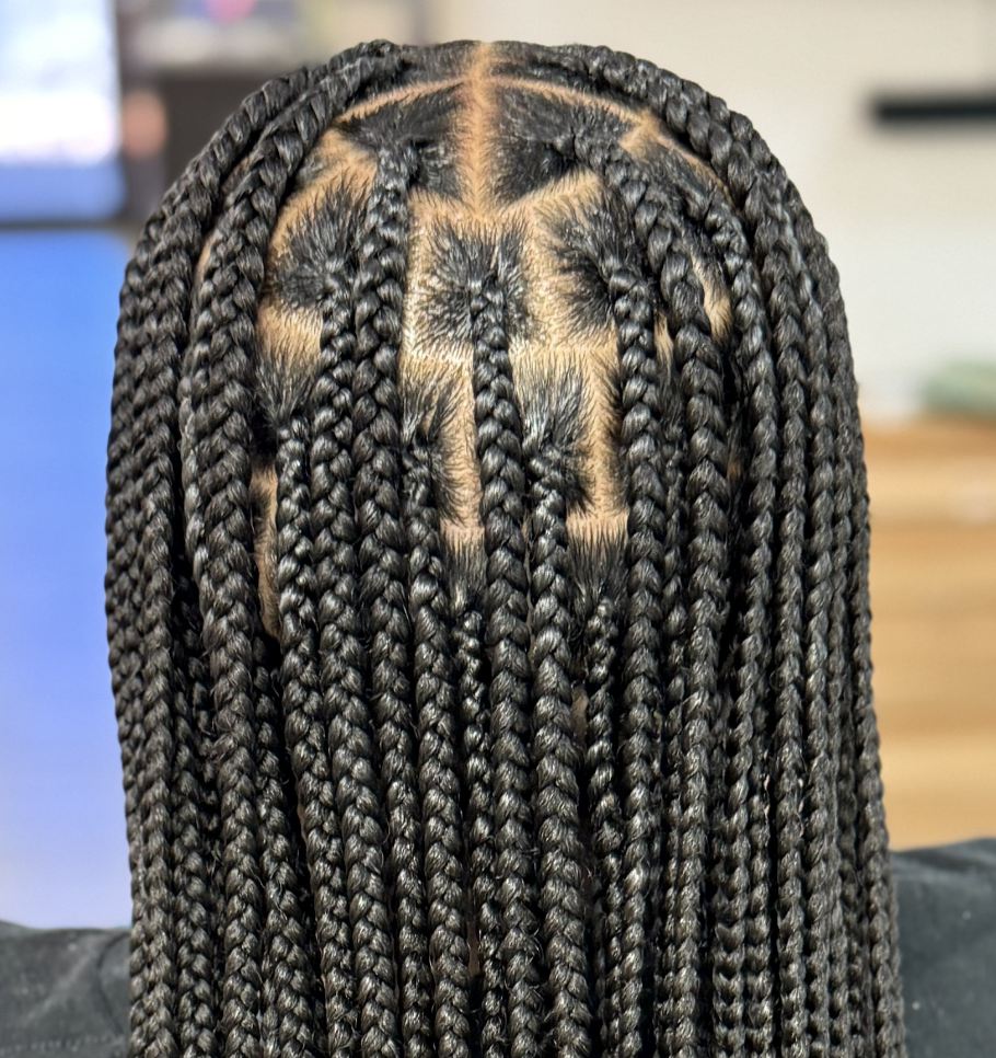Bob (Traditional or Knotless)