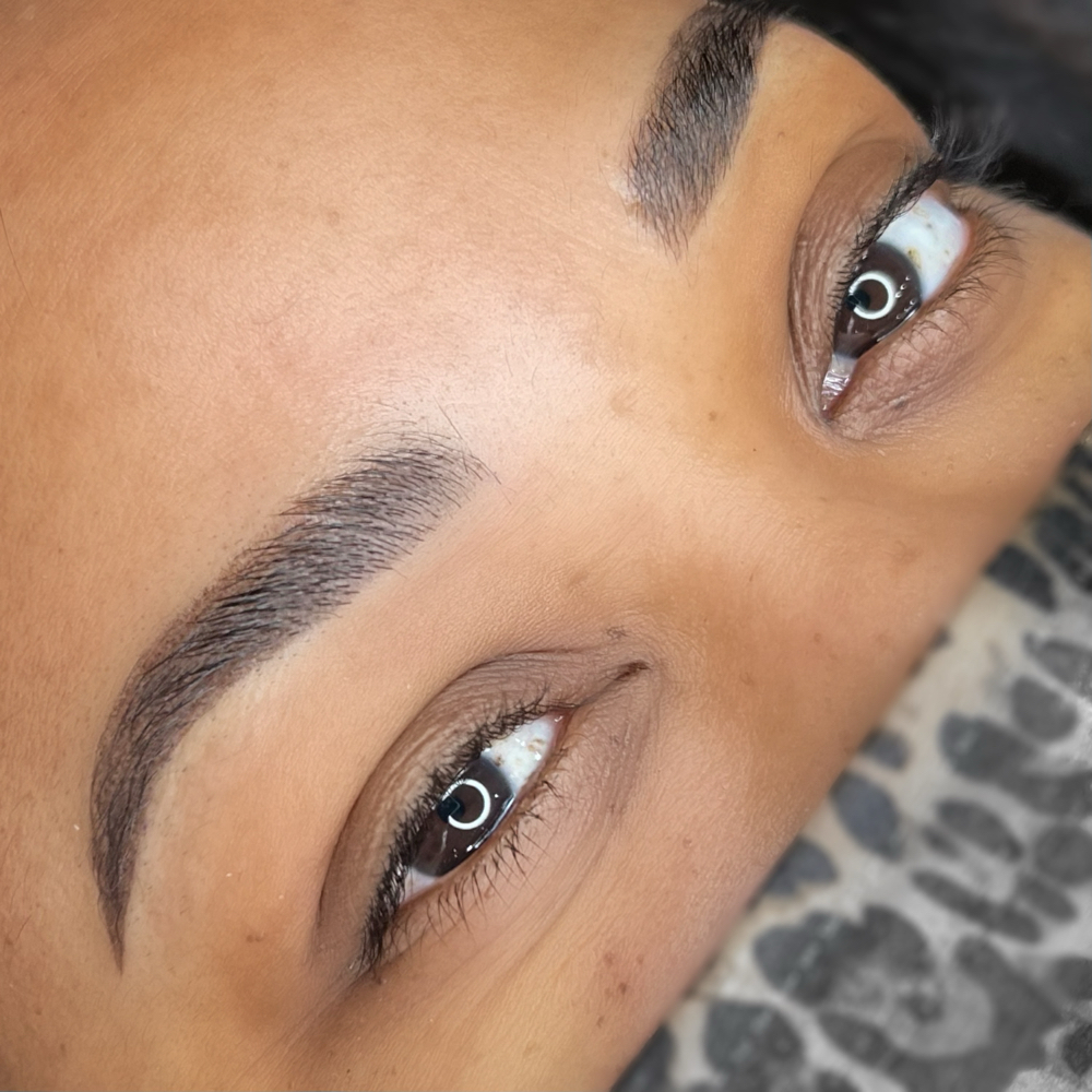 Powder / Ombre Brows (VIRGIN BROWS)