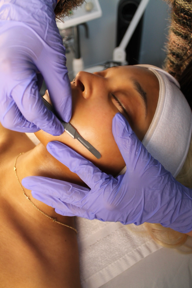 Dermaplane Facial