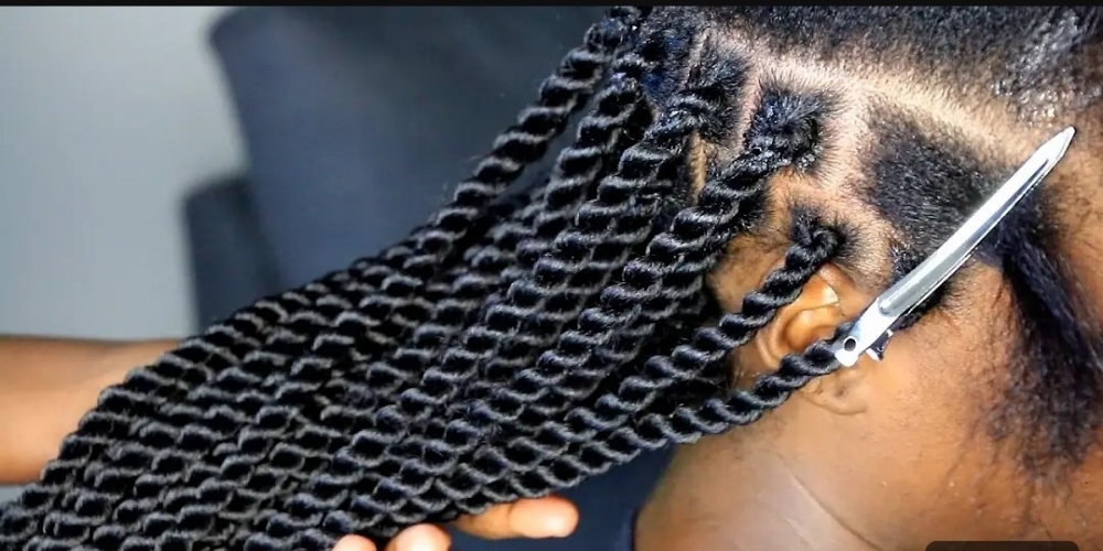 ROPE TWIST