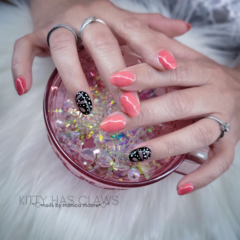 Signature Manicure