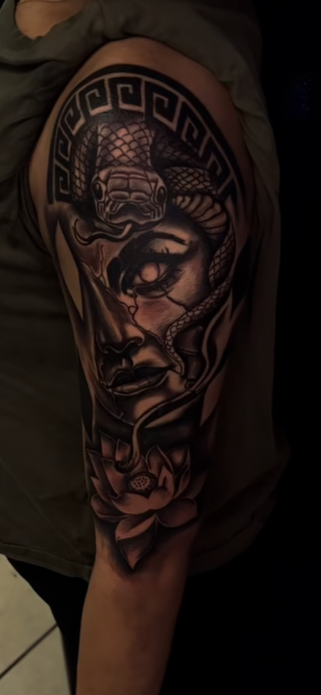 Shoulder Quarter Sleeve