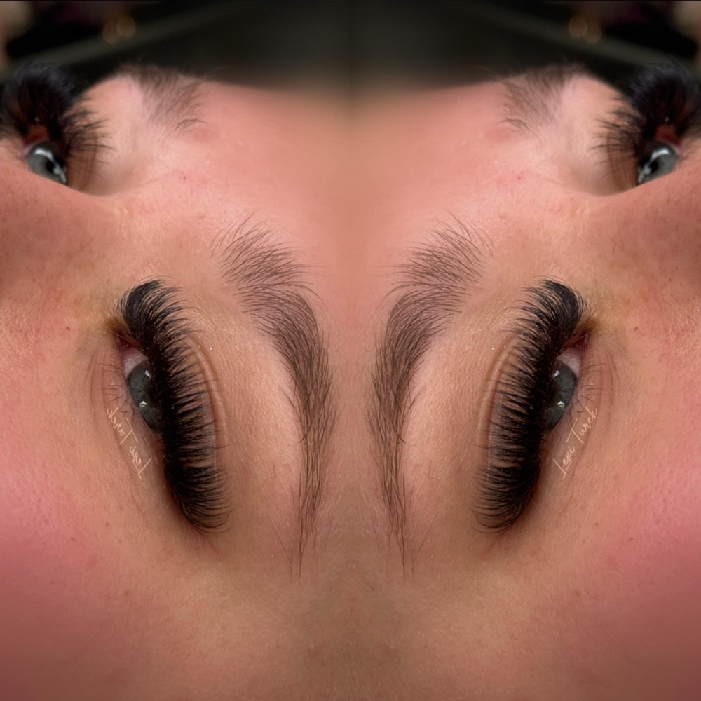 Volume Full Set at XO Lash Studio LLC. in Apollo, PA