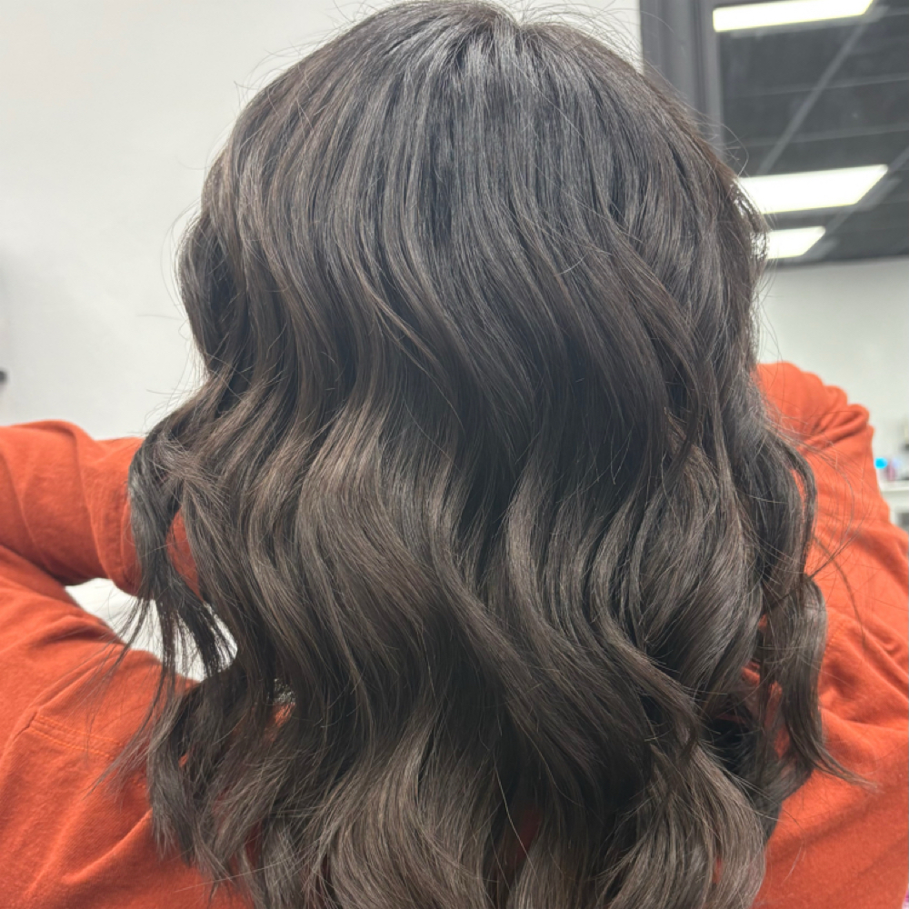 Root color at Tabitha’s Beauty in Manitowoc, WI